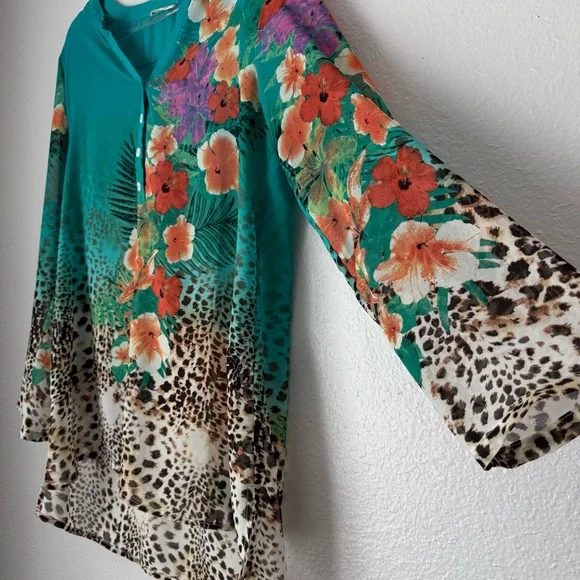 Soft Surroundings Tropical Breeze Floral Tunic Top Animalprint Resortwear Cruise - Picture 9 of 10